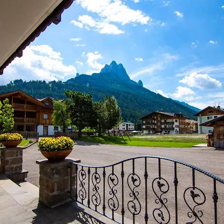 Cincelli - Marmolada By Interhome *